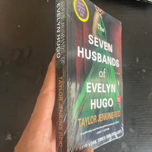 The Seven Husbands of Evelyn Hugo Story Novel In English Book - Image 3