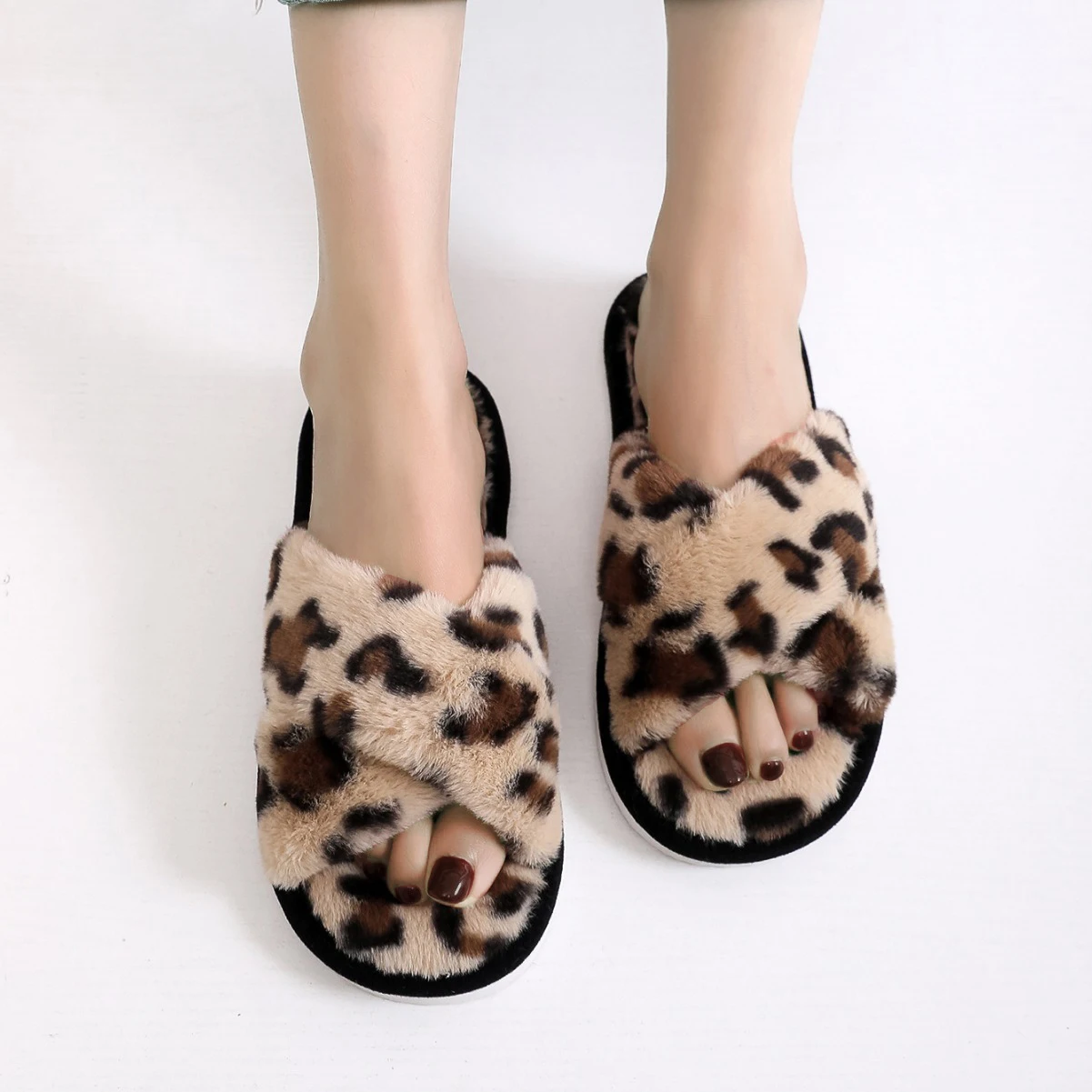 Autumn Winter Leopard Print Slippers Women's Fashion Plush Fur Slides Home Flip Flops Indoor Warm EVA Anti Slip Living Room Shoe Autumn Winter Leopard Print Slippers Women's Fashion Plush Fur Slides Home Flip Flops Indoor Warm EVA Anti Slip Living Room Shoe