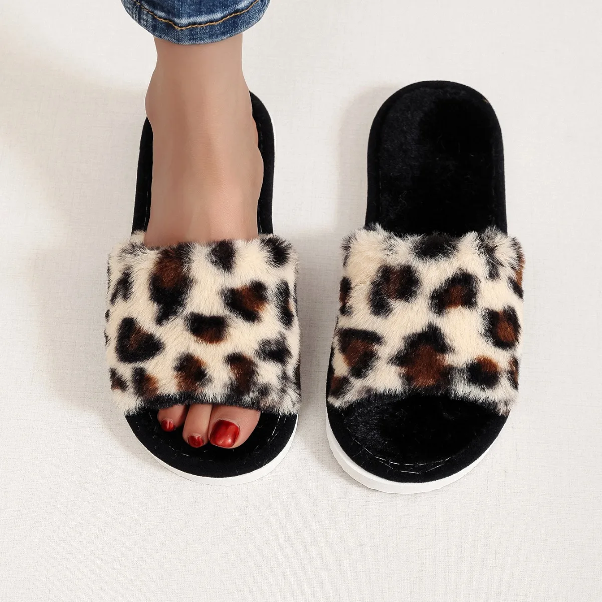 Autumn Winter Leopard Print Slippers Women's Fashion Plush Fur Slides Home Flip Flops Indoor Warm EVA Anti Slip Living Room Shoe Autumn Winter Leopard Print Slippers Women's Fashion Plush Fur Slides Home Flip Flops Indoor Warm EVA Anti Slip Living Room Shoe