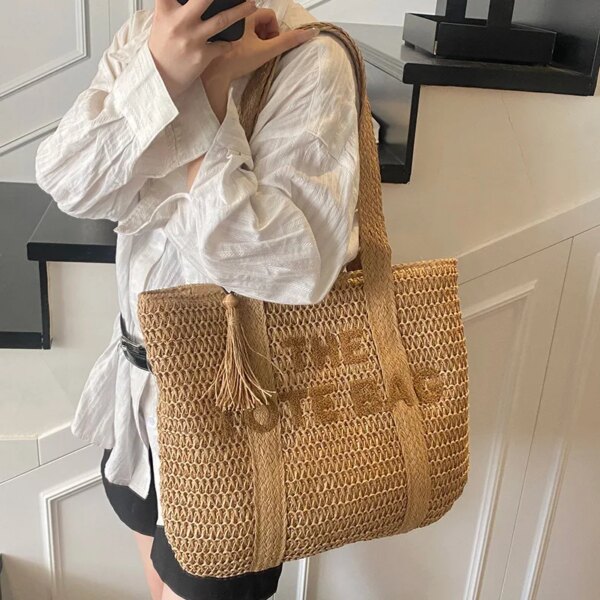 Travel large capacity grass woven bag for women 2025 new high-end handmade woven shoulder bag, beach vacation tote bag