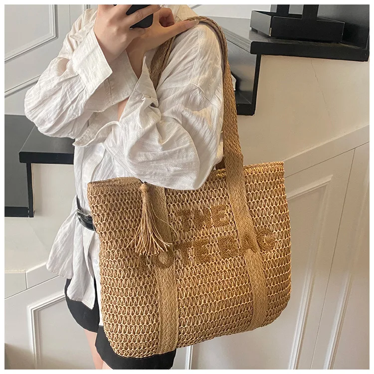 Travel large capacity grass woven bag for women 2025 new high-end handmade woven shoulder bag, beach vacation tote bag