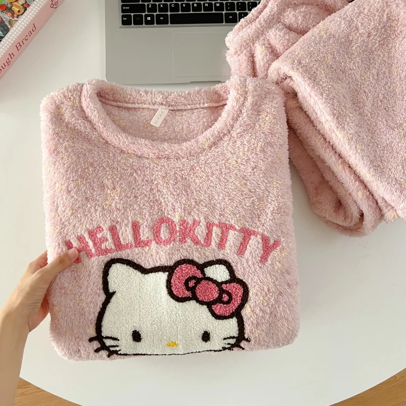 Thickened Warm Women‘s Sleepwear Cartoon HelloKitty Women's Pajamas Set Winter New Cute Fashion Two Sets Nightwear Loungewear Thickened Warm Women‘s Sleepwear Cartoon HelloKitty Women's Pajamas Set Winter New Cute Fashion Two Sets Nightwear Loungewear