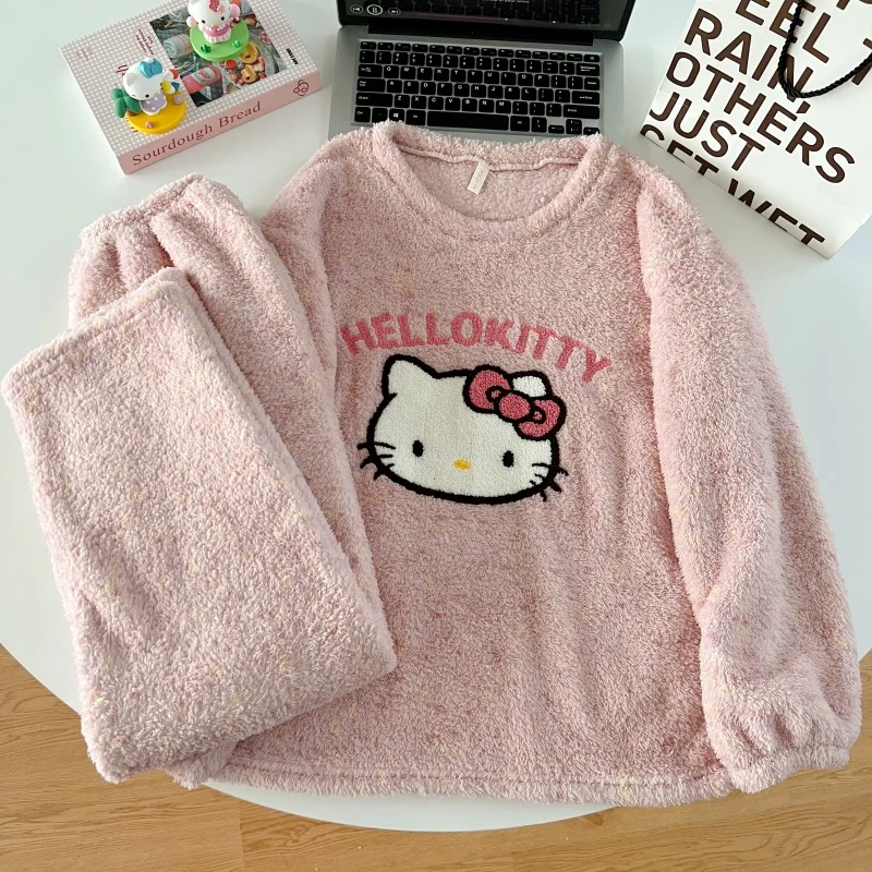 Thickened Warm Women‘s Sleepwear Cartoon HelloKitty Women's Pajamas Set Winter New Cute Fashion Two Sets Nightwear Loungewear Thickened Warm Women‘s Sleepwear Cartoon HelloKitty Women's Pajamas Set Winter New Cute Fashion Two Sets Nightwear Loungewear