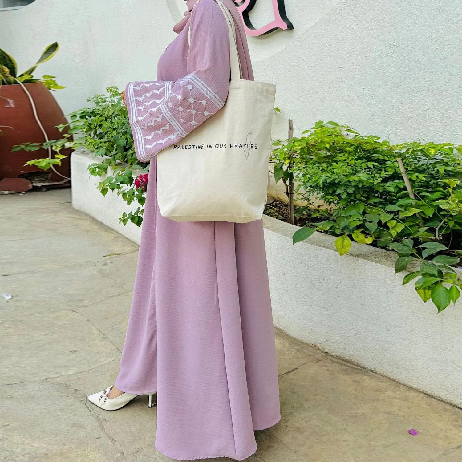 Fashion Embroidery Kimono Oversized Muslim Robe Abaya Syari Female Full Length Belted Muslim Abaya Open Front Abayas Robe Kaftan