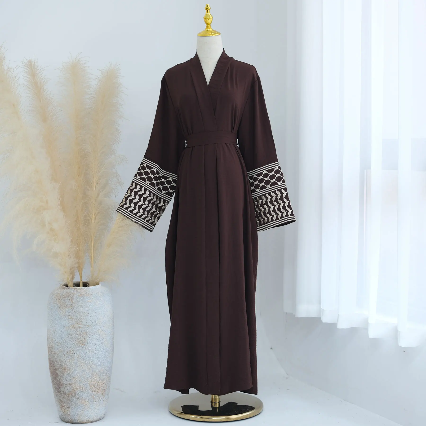 Fashion Embroidery Kimono Oversized Muslim Robe Abaya Syari Female Full Length Belted Muslim Abaya Open Front Abayas Robe Kaftan