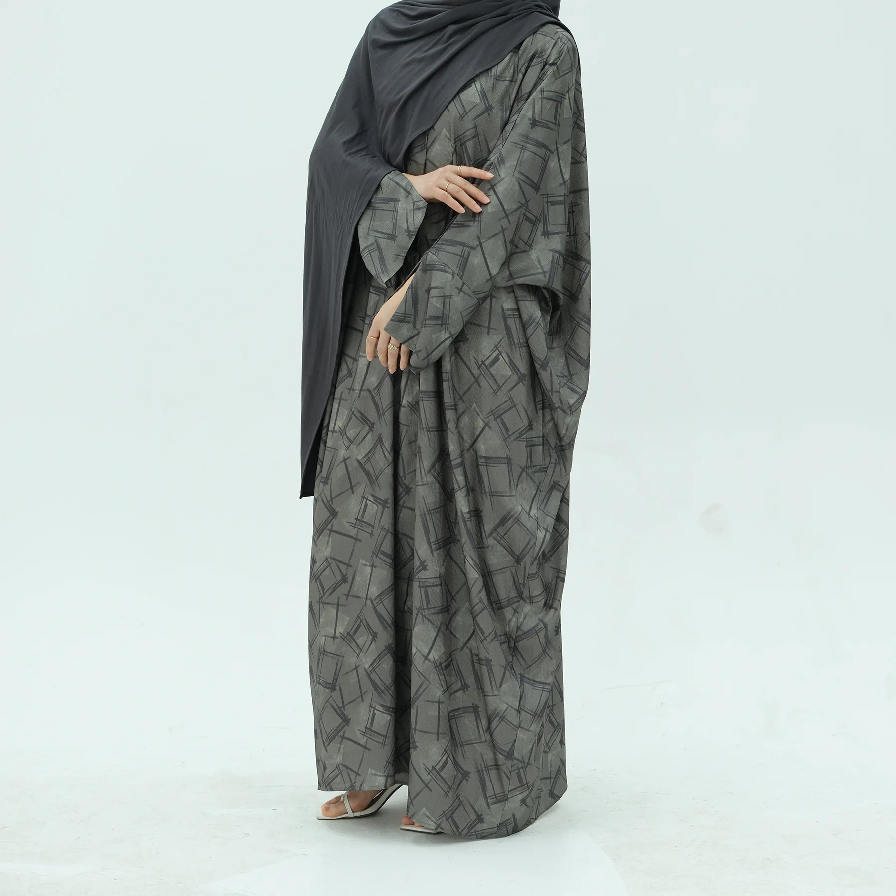 2025 New Printed Satin Islamic Clothing Women's Dresses Modest Abaya Dubai Womens Clothing Front Open Abaya