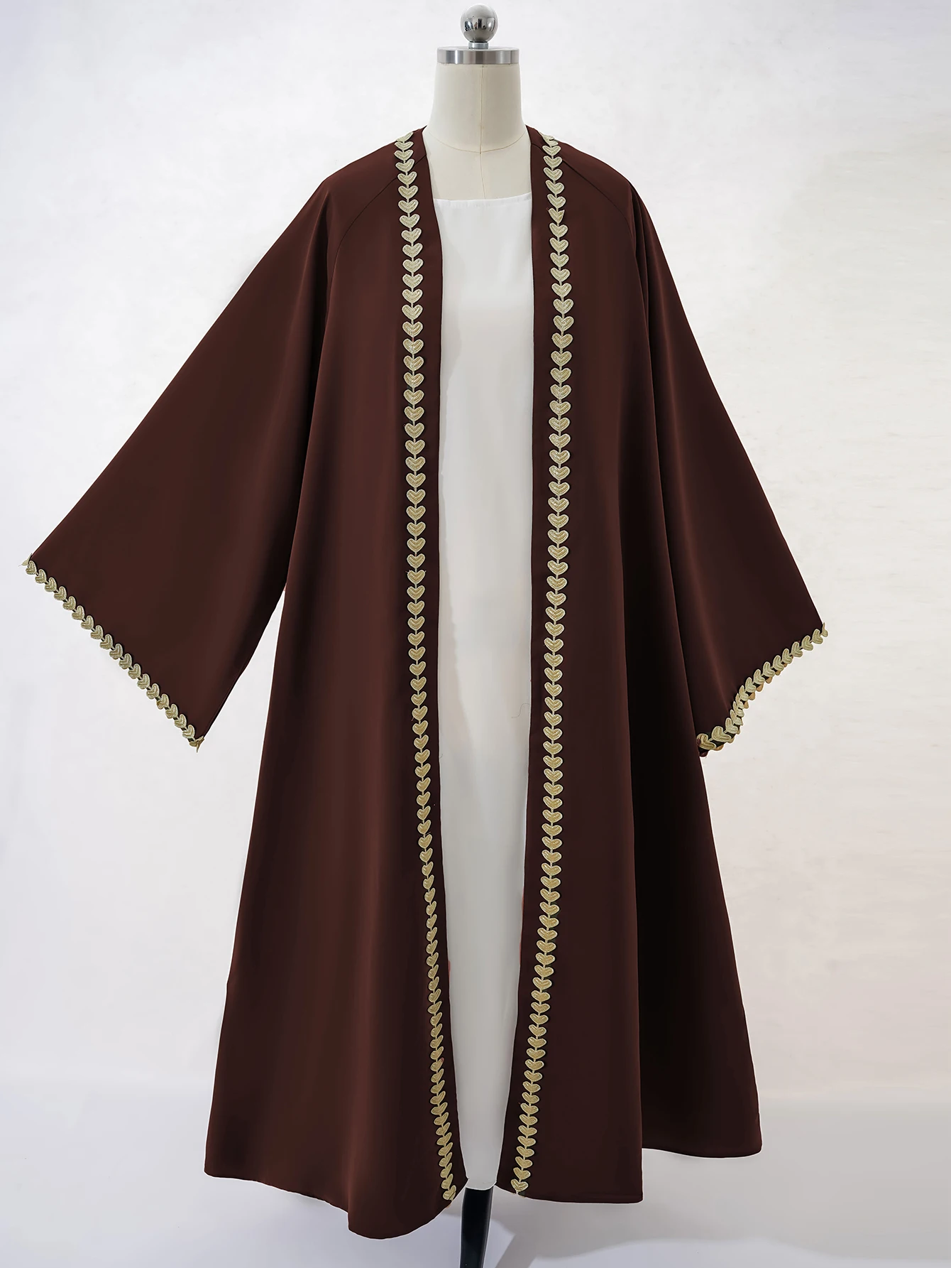 Muslim Womens Black Abaya with Gold Heart Loose Robe for Islamic Modest Fashion Daily Wear Prayers Weddings Religious Events