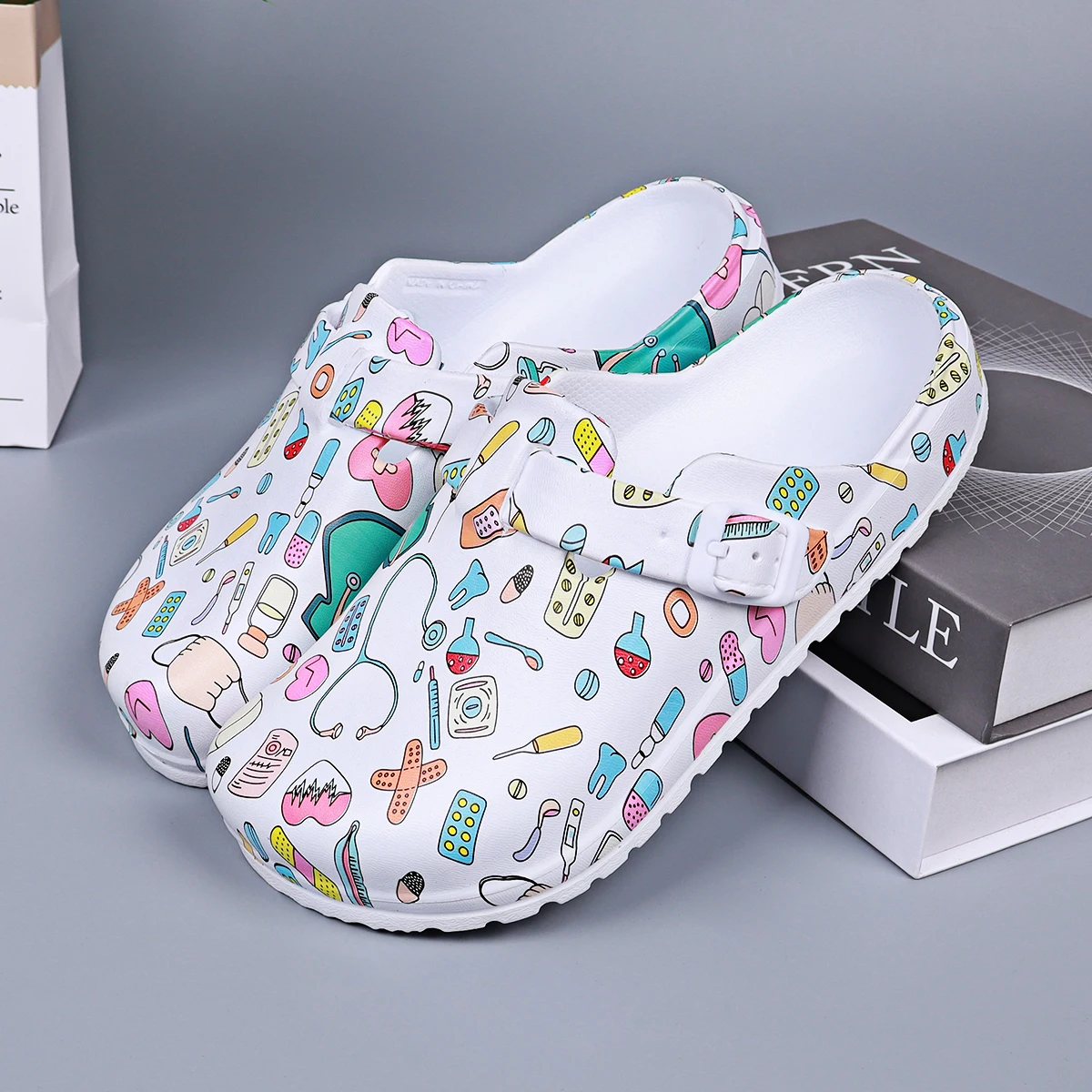 Women's Printed Indoor Sllippers Mule Clogs EVA Anti-slip Work Shoes Flat Soft Sole Adjustable Buckle Closed Toe House Slippers